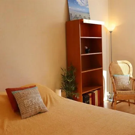 Apartment Centre-ville - Bel De 78 M² Avec Cour Privative