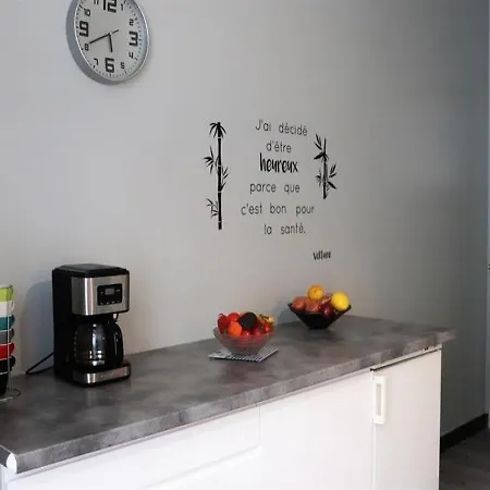 Apartment Centre-ville - Bel De 78 M² Avec Cour Privative *