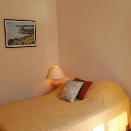 Centre-ville - Bel De 78 M² Avec Cour Privative